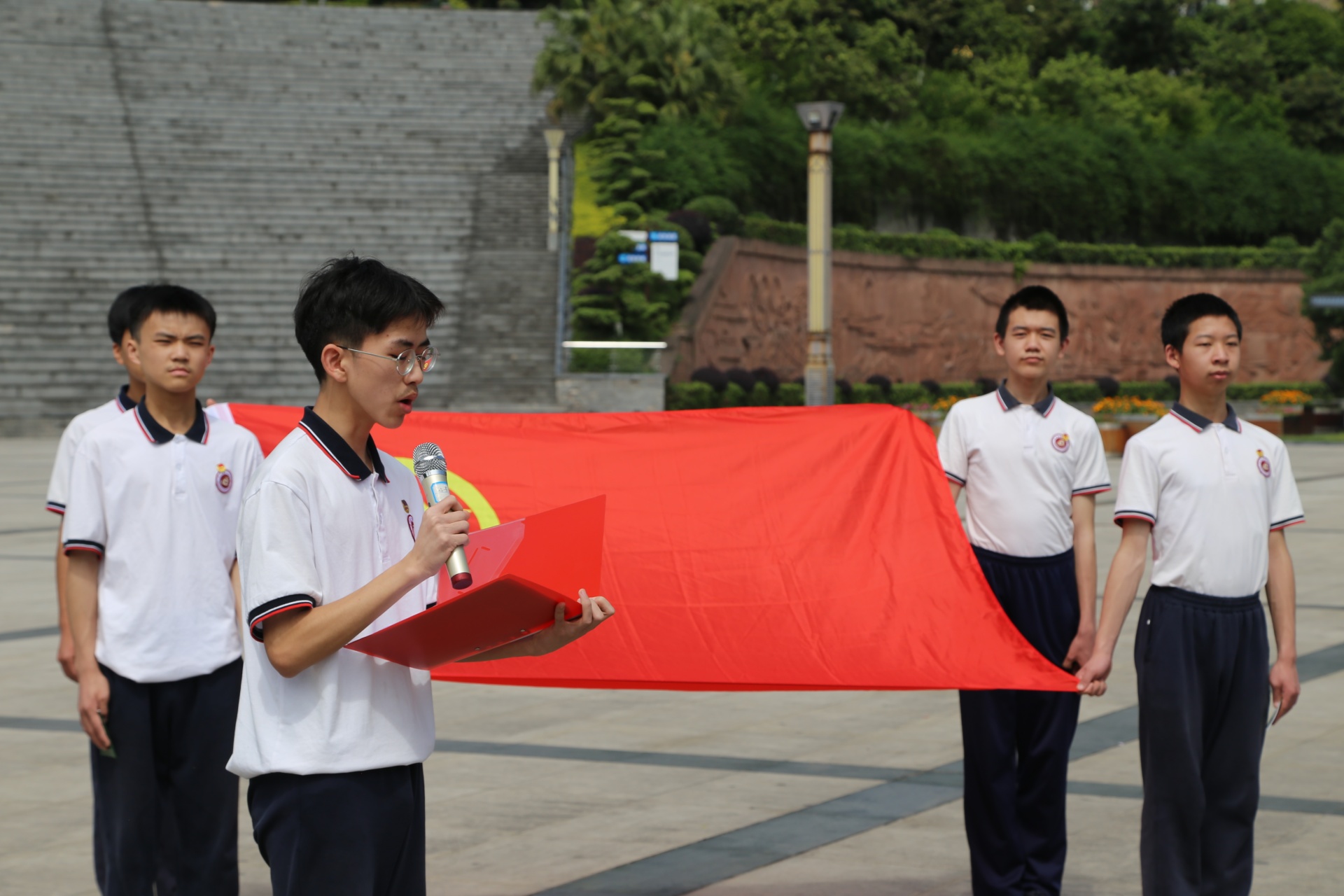 團(tuán)縣委開展豐富活動(dòng)，慶祝共青團(tuán)成立100周年 第 1 張